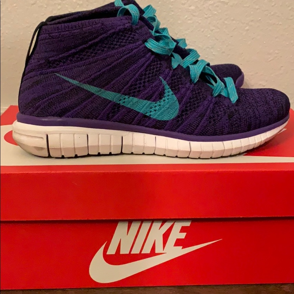 WOMEN NIKE FREE FLYKNIT CHUKKA